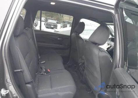 2021 Honda Passport Awd Sport from USA, damaged, VIN 5FNYF8H26MB044131